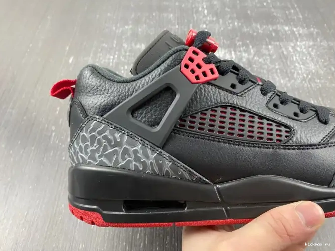 Rep MAX Spizike Low Jordan Bred FQ1579-006 0425